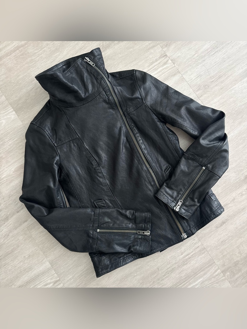 All Saints Vintage Black Leather Asymmetric Zip Jacket - Picture 8 of 16
